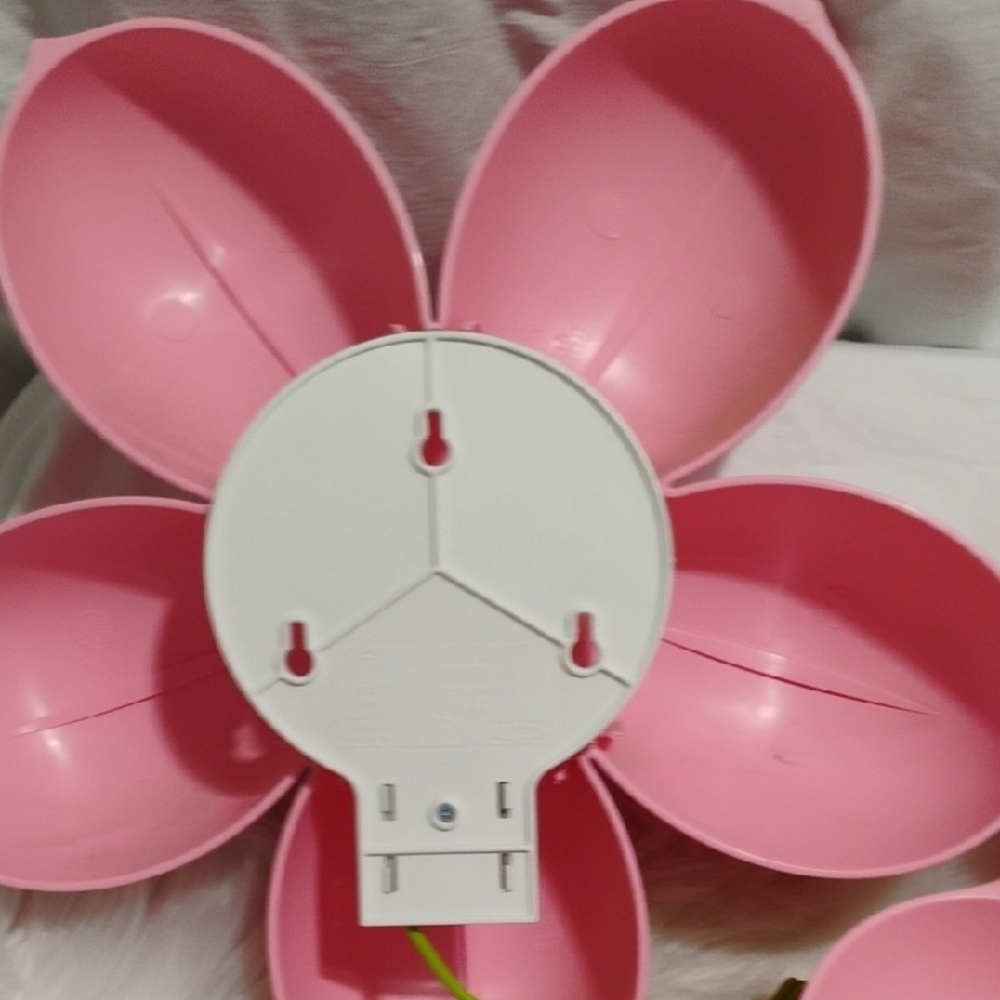 (#70) SALE! IKEA Pink Flower Bundle Of 3 Wall Lamps Works Great See Pictures - Picture 6 of 13